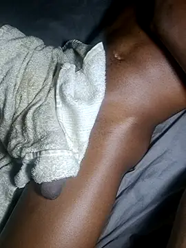 Snapshot of TheeOne07 chatting on January 10, 2026, 7:31 pm TheeOne07 online show from January 10, 2026, 7:31 pm