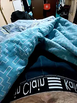 Snapshot of Camilo-31RI chatting on February 14, 2026, 9:48 pm Camilo-31RI online show from February 14, 2026, 9:48 pm