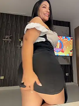 Snapshot of Abril10_ chatting on September 25, 2025, 2:12 pm Abril10 online show from September 25, 2025, 2:12 pm