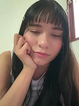 Maia W10 online show from October 22, 2025, 9:03 pm