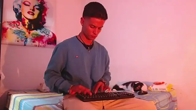 enjoy vibes online show from November 23, 2025, 3:49 am