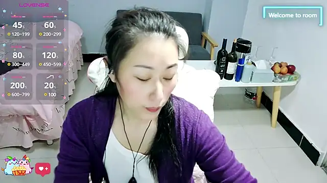 Fringya online show from February 1, 2025, 1:41 pm