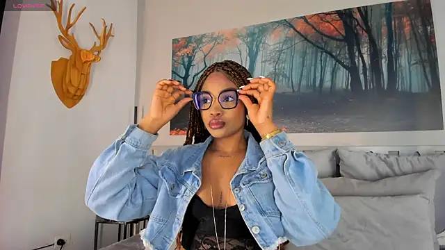 Snapshot of AriaFoster chatting on November 17, 2025, 4:16 am AriaFoster online show from November 17, 2025, 4:16 am