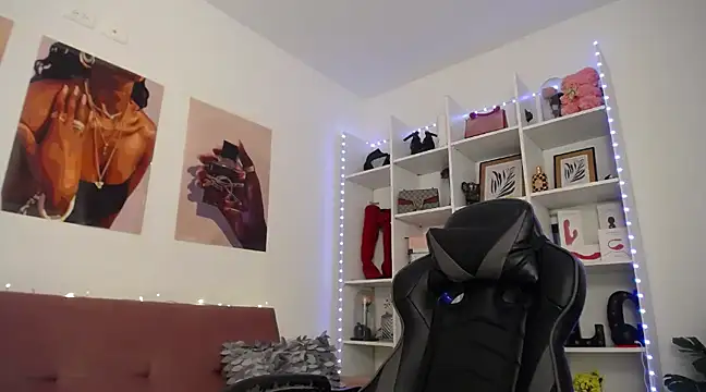 catalinapalencia online show from January 6, 2025, 9:00 pm