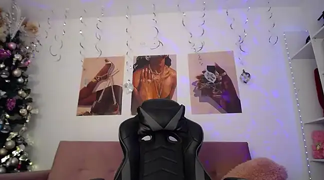 catalinapalencia online show from December 11, 2024, 10:27 pm