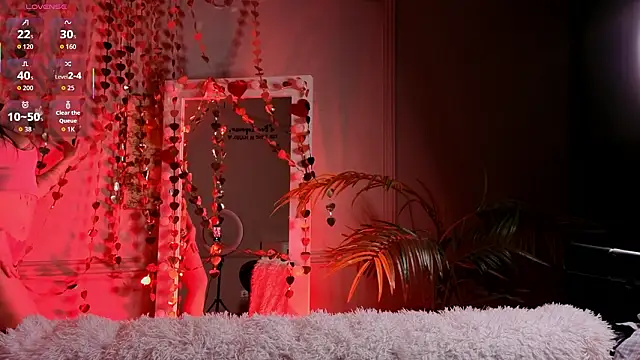 Snapshot of Kelly_Woods chatting on February 13, 2026, 3:56 pm Kelly Woods online show from February 13, 2026, 3:56 pm