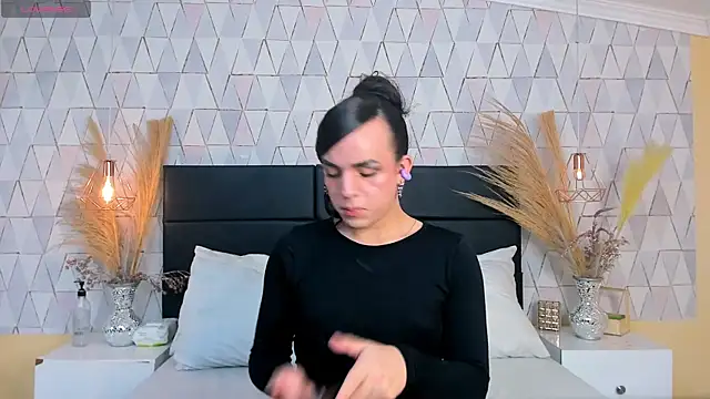 JustinePerry online show from March 28, 2026, 4:35 am