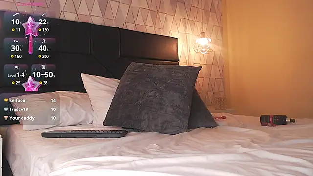 Snapshot of JustinePerry chatting on March 22, 2025, 10:28 am JustinePerry online show from March 22, 2025, 10:28 am