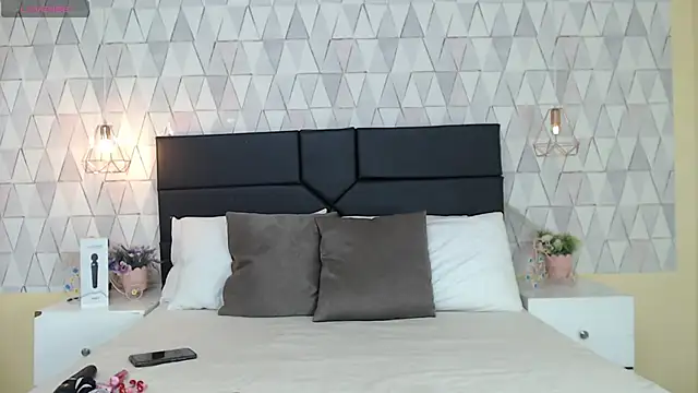 Snapshot of JustinePerry chatting on October 4, 2025, 2:57 am JustinePerry online show from October 4, 2025, 2:57 am