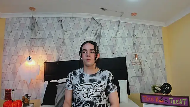 Snapshot of JustinePerry chatting on October 22, 2025, 3:50 am JustinePerry online show from October 22, 2025, 3:50 am