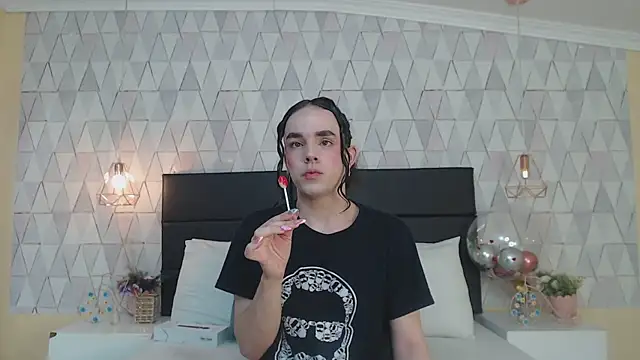 Snapshot of JustinePerry chatting on September 23, 2025, 3:35 am JustinePerry online show from September 23, 2025, 3:35 am