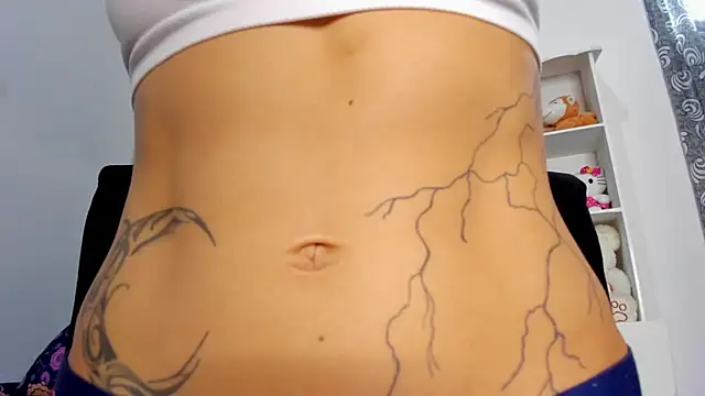 Snapshot of megan_100 chatting on November 4, 2025, 6:22 pm megan 100 online show from November 4, 2025, 6:22 pm