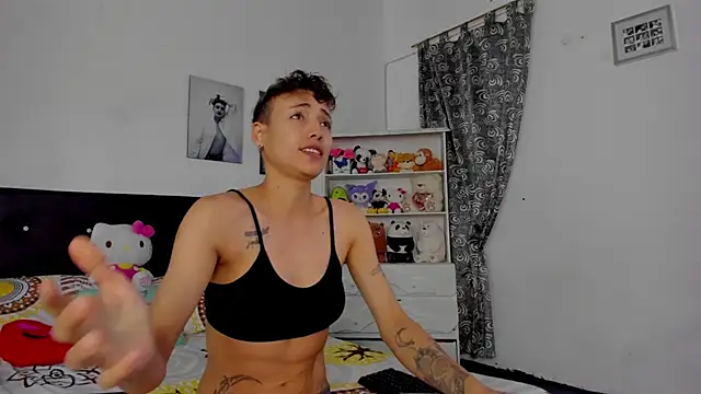 Snapshot of megan_100 chatting on November 26, 2025, 5:57 pm megan 100 online show from November 26, 2025, 5:57 pm