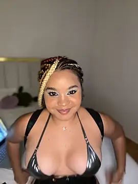 Snapshot of Lucy_wilson5 chatting on November 29, 2025, 11:38 pm Lucy wilson5 online show from November 29, 2025, 11:38 pm