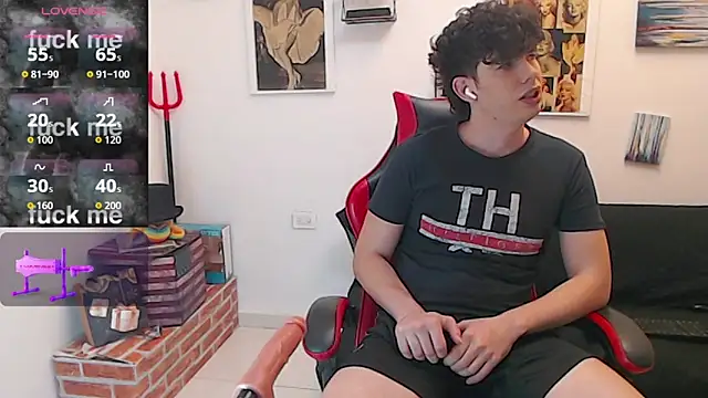 Angelo-cianuro- online show from February 9, 2026, 10:30 pm