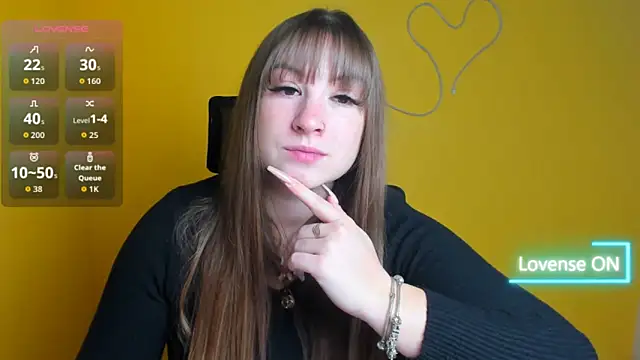 Snapshot of Evelina_GG chatting on October 25, 2025, 5:50 am Evelina GG online show from October 25, 2025, 5:50 am