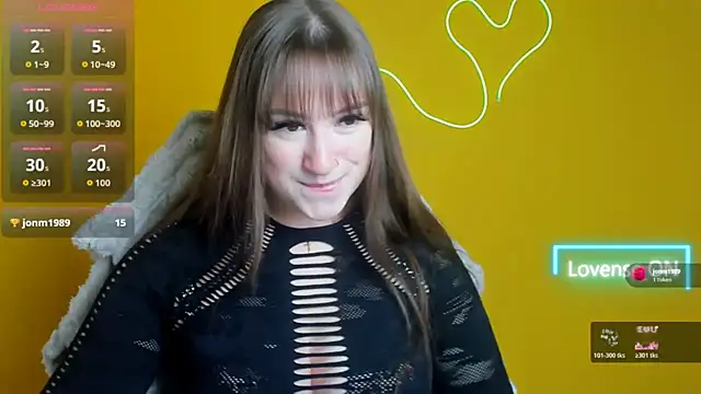 Snapshot of Evelina_GG chatting on November 12, 2025, 12:20 pm Evelina GG online show from November 12, 2025, 12:20 pm