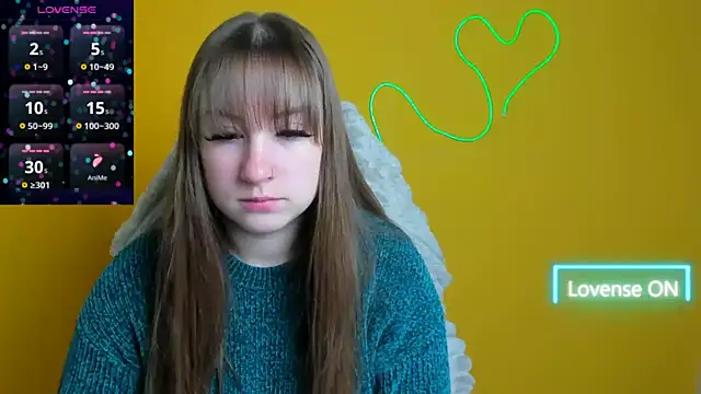 Snapshot of Evelina_GG chatting on December 3, 2025, 6:36 am Evelina GG online show from December 3, 2025, 6:36 am