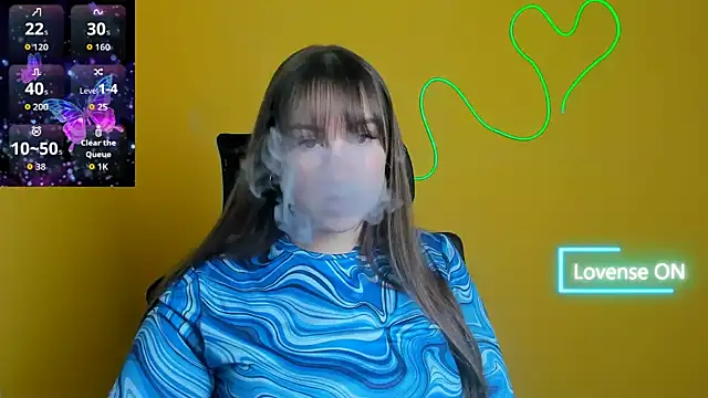 Snapshot of Evelina_GG chatting on November 26, 2025, 12:16 pm Evelina GG online show from November 26, 2025, 12:16 pm