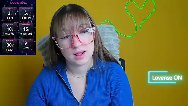 Snapshot of Evelina_GG chatting on December 4, 2025, 6:34 am Evelina GG online show from December 4, 2025, 6:34 am