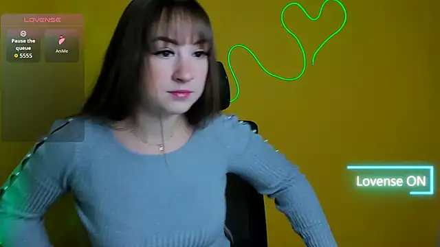 Snapshot of Evelina_GG chatting on October 24, 2025, 11:31 am Evelina GG online show from October 24, 2025, 11:31 am