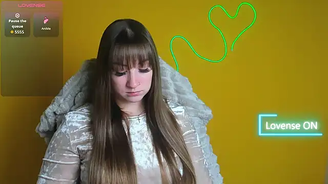 Snapshot of Evelina_GG chatting on November 7, 2025, 6:40 am Evelina GG online show from November 7, 2025, 6:40 am