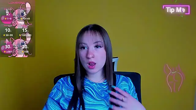 Snapshot of Evelina_GG chatting on March 18, 2025, 6:28 pm Evelina GG online show from March 18, 2025, 6:28 pm