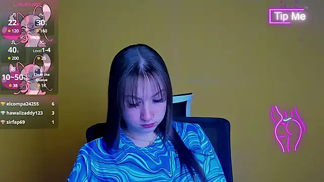 Snapshot of Evelina_GG chatting on March 19, 2025, 12:59 am Evelina GG online show from March 19, 2025, 12:59 am