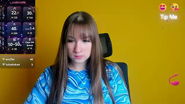 Snapshot of Evelina_GG chatting on October 11, 2025, 11:11 am Evelina GG online show from October 11, 2025, 11:11 am