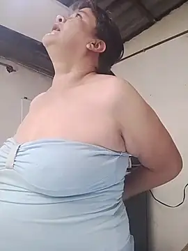 DirtyStefaniax online show from March 28, 2026, 3:02 pm