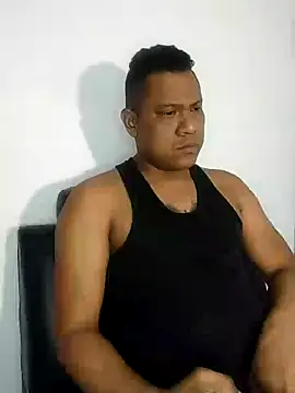 Snapshot of latinblack01 chatting on December 17, 2024, 3:06 pm latinblack01 online show from December 17, 2024, 3:06 pm