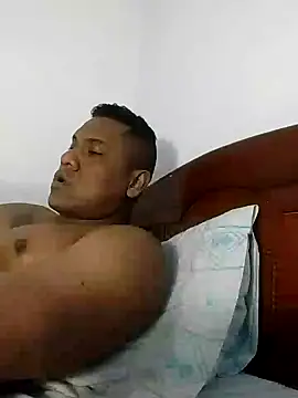 Snapshot of latinblack01 chatting on December 15, 2024, 4:51 am latinblack01 online show from December 15, 2024, 4:51 am