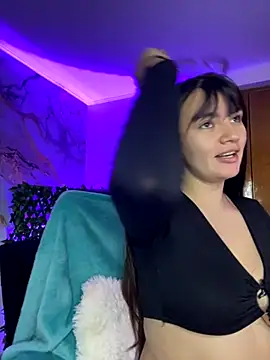 Snapshot of angel_natural chatting on November 6, 2025, 7:40 pm angel natural online show from November 6, 2025, 7:40 pm