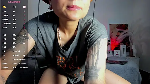 Snapshot of ZuryRamirez_ chatting on March 3, 2025, 7:49 pm ZuryRamirez online show from March 3, 2025, 7:49 pm