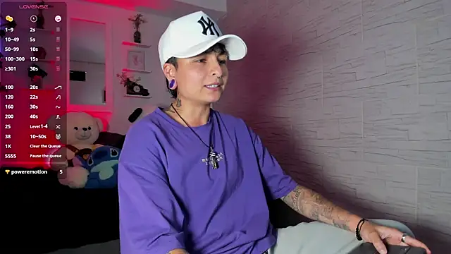 Snapshot of ZuryRamirez_ chatting on September 29, 2025, 8:25 pm ZuryRamirez online show from September 29, 2025, 8:25 pm