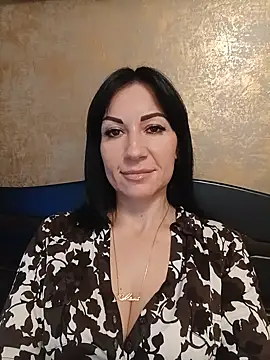 FireLily332 online show from February 6, 2025, 4:03 pm