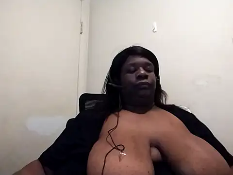 whitwhit86 online show from October 24, 2025, 10:53 pm