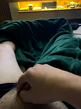 Snapshot of Hjsjsjsjjd chatting on November 12, 2025, 6:17 am Hjsjsjsjjd online show from November 12, 2025, 6:17 am