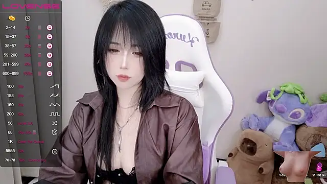 Snapshot of Vaness-a chatting on March 6, 2025, 4:07 pm Vaness-a online show from March 6, 2025, 4:07 pm