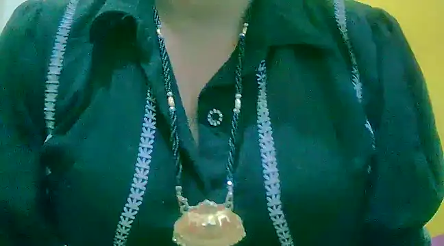 Snapshot of LOVE-SUSHILA chatting on February 11, 2025, 12:15 pm LOVE-SUSHILA online show from February 11, 2025, 12:15 pm