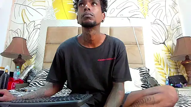 hot ebanospicy online show from February 1, 2025, 1:23 am