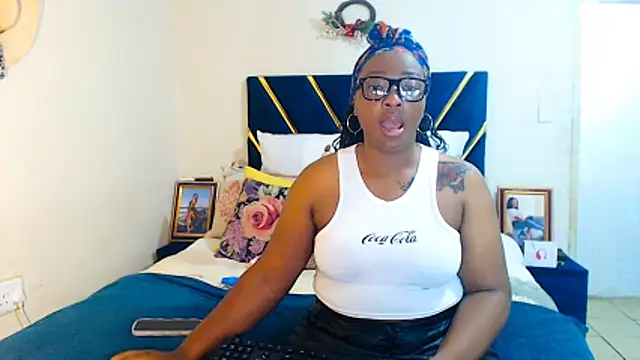 Snapshot of veronica1xxx chatting on January 8, 2026, 12:49 am veronica1xxx online show from January 8, 2026, 12:49 am