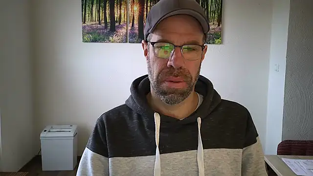 Harry Boldt online show from November 4, 2025, 7:12 am