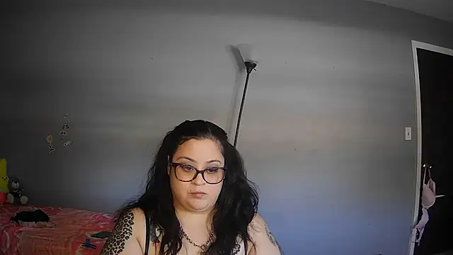 Snapshot of tillymarie34 chatting on February 21, 2025, 4:37 pm tillymarie34 online show from February 21, 2025, 4:37 pm