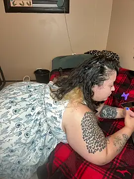 tillymarie34 online show from July 10, 2026, 4:12 am