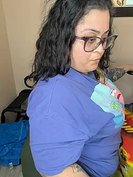 tillymarie34 online show from July 12, 2026, 10:43 pm