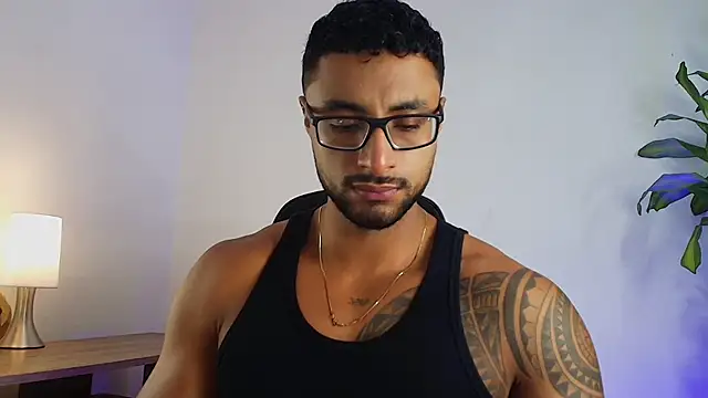 Snapshot of LiamGarcia1 chatting on January 9, 2026, 1:12 am LiamGarcia1 online show from January 9, 2026, 1:12 am