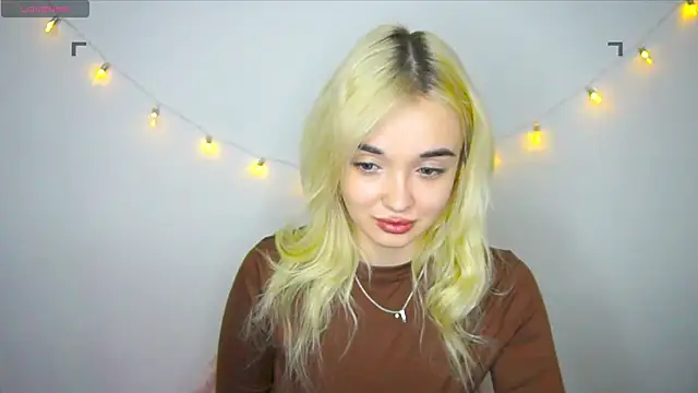 Ashley S online show from November 15, 2025, 11:09 pm