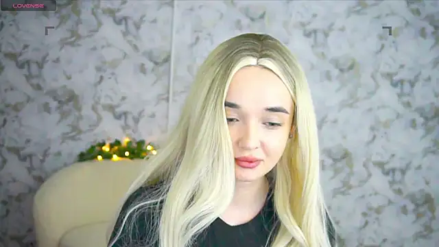 Ashley S online show from April 16, 2026, 10:23 pm