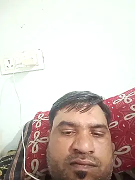 Snapshot of pintuS40 chatting on February 5, 2026, 1:51 pm pintuS40 online show from February 5, 2026, 1:51 pm